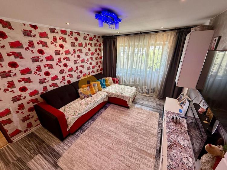 Apartament cu 3 camere decomandat, mobilat în Păcurari
