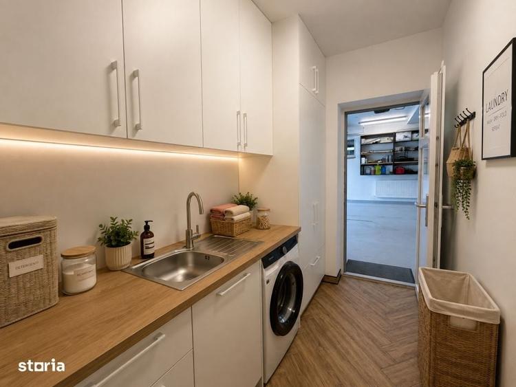 Casă cu 4 camere cu Teren 700 Mp în Recea