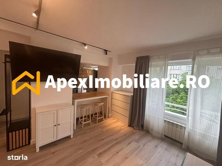 Garsonieră decomandată în Decebal