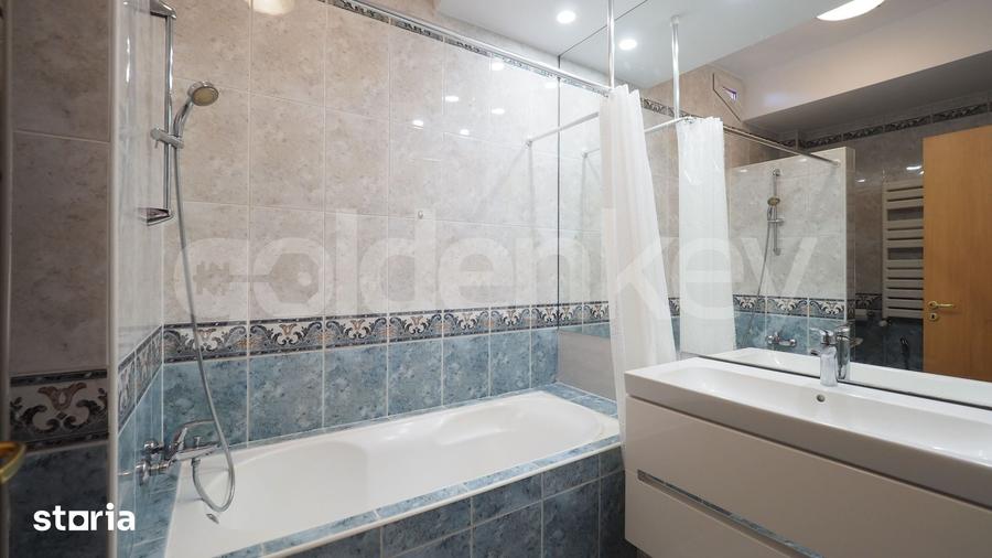 Casă cu 6 camere cu Teren 200 Mp în Central