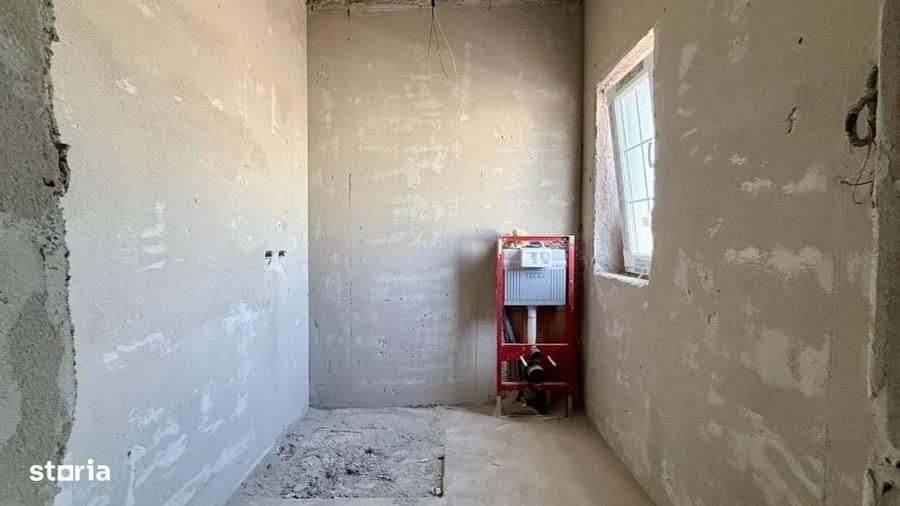Casă cu 4 camere în Central