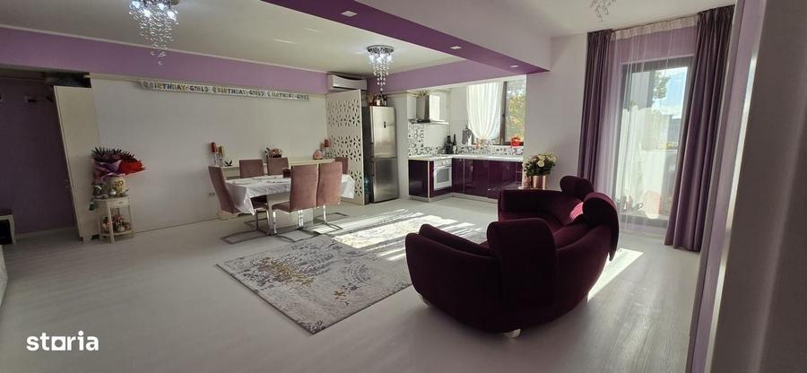 Apartament cu 4 camere în Sud
