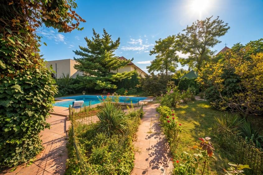 Casă individuală cu 6 camere cu Piscina în Fundeni