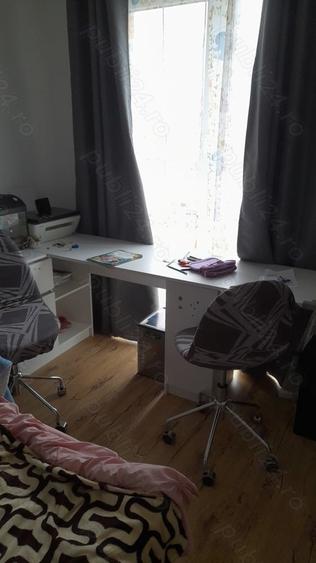 Apartament cu 3 camere decomandat în Florești