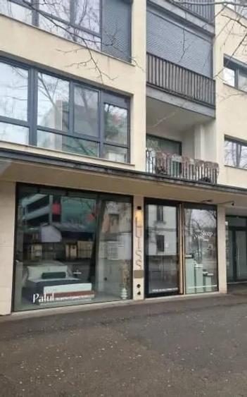 Spațiu comercial, de 400 mp, în Matei Voievod