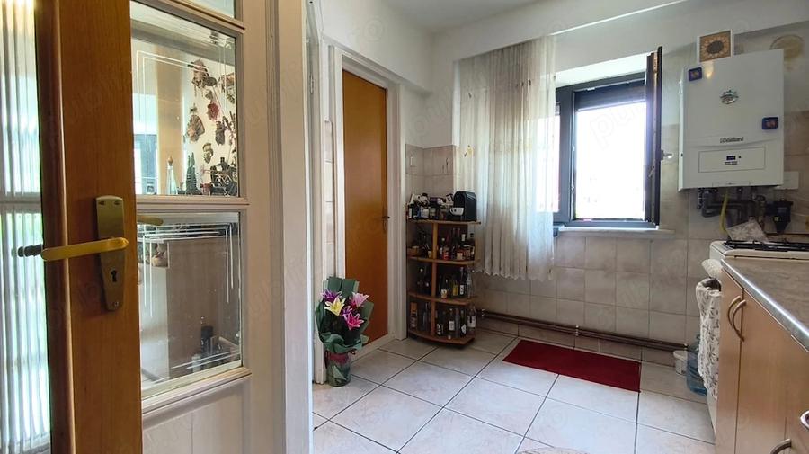 Apartament cu 2 camere decomandat în Piața Centrală