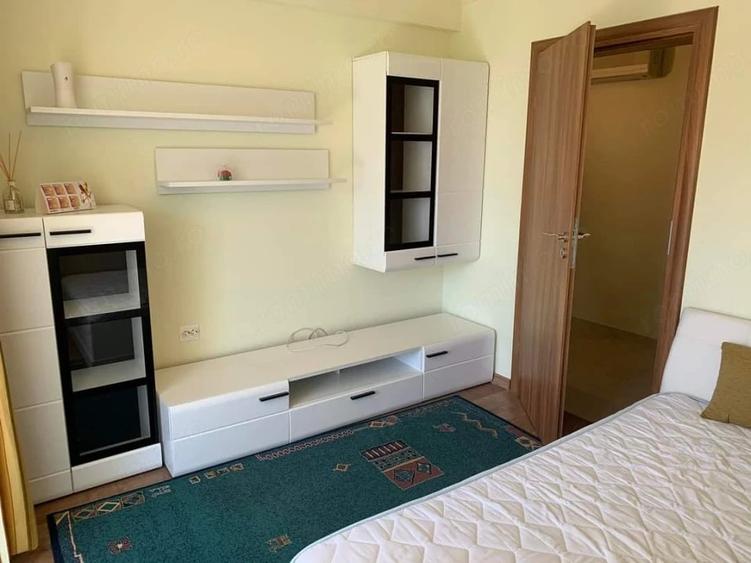 Apartament cu 3 camere semidecomandat în Ultracentral