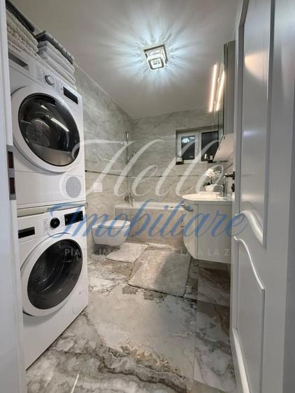 Apartament cu 3 camere decomandat în Florești