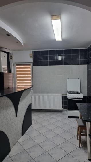 Apartament cu 2 camere decomandat în Mărăști