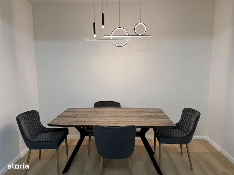 Apartament cu 2 camere decomandat, mobilat în Tractorul