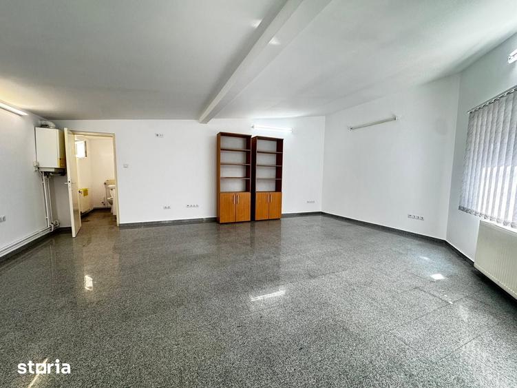 Spațiu comercial, de 50 mp, în Vasile Aaron