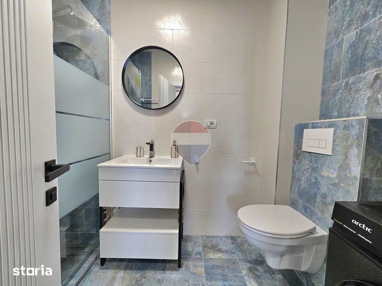 Apartament cu 2 camere decomandat în Palazu Mare