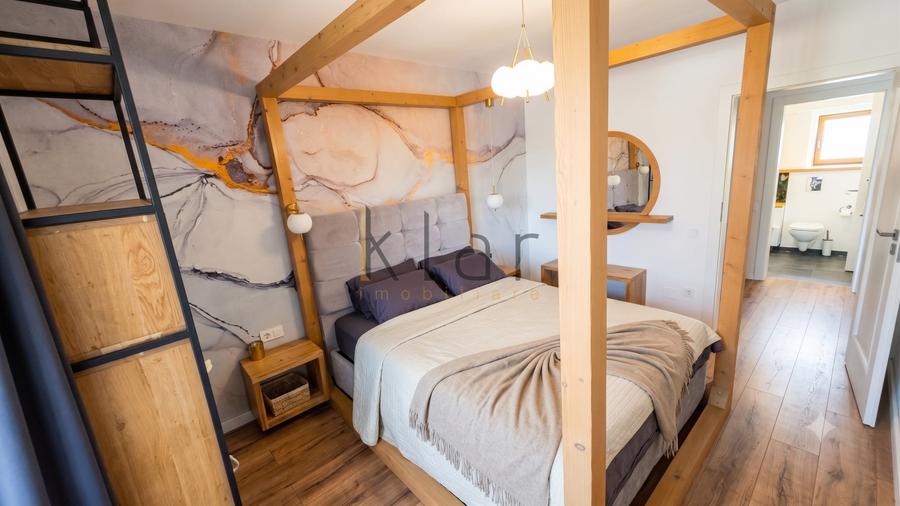 Apartament cu 2 camere semidecomandat, mobilat în Central