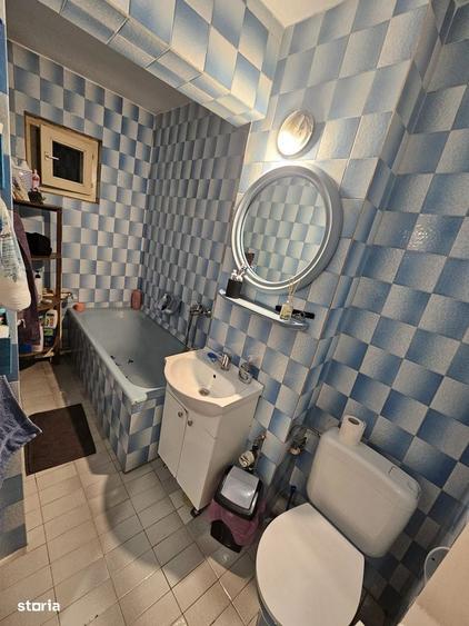 Apartament cu 3 camere decomandat în Decebal