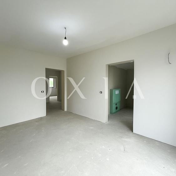 Duplex cu 5 camere cu Canalizare în Săcălaz