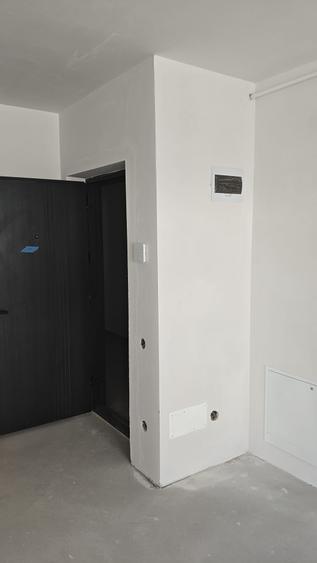 Apartament cu 3 camere semidecomandat în Apahida