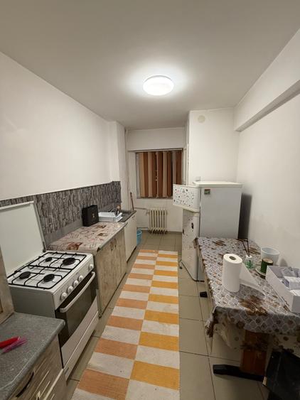 Apartament cu 2 camere decomandat în Prundu