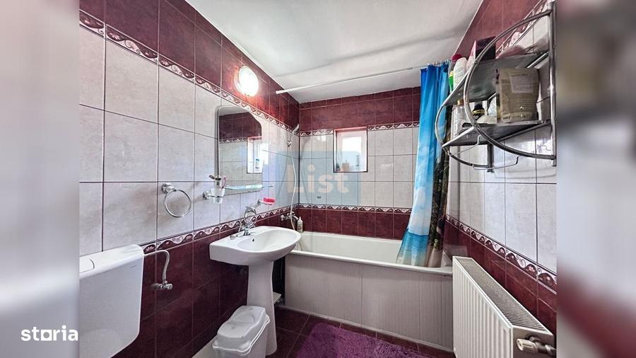 Apartament cu 3 camere decomandat, mobilat în Central