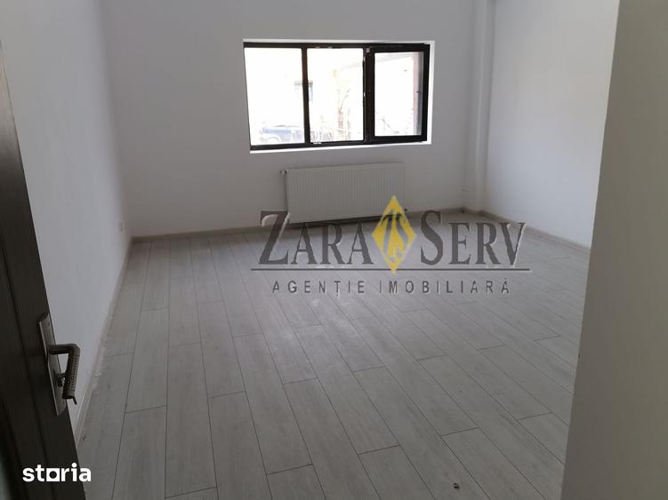 Spațiu comercial, de 70 mp, în Central