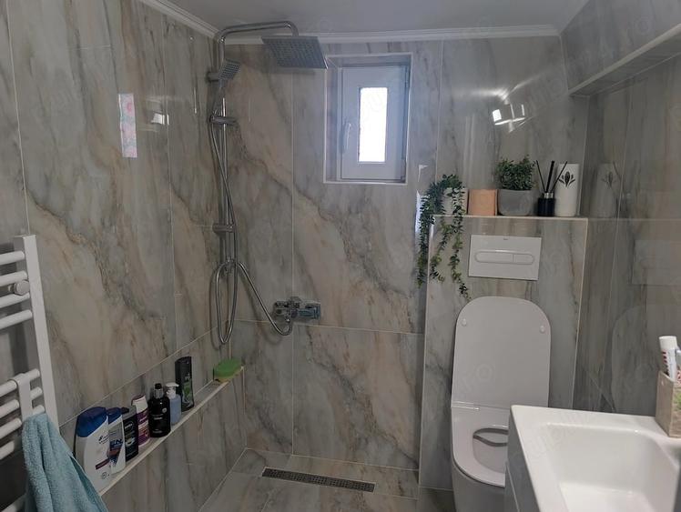 Casă cu Teren 1250 Mp în Central