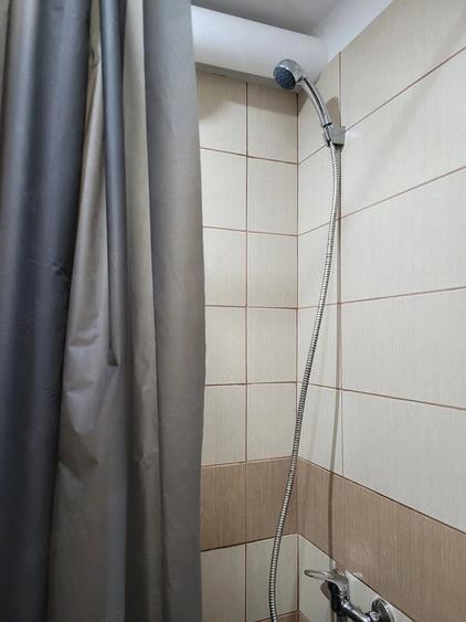Garsonieră semidecomandată în Buziașului