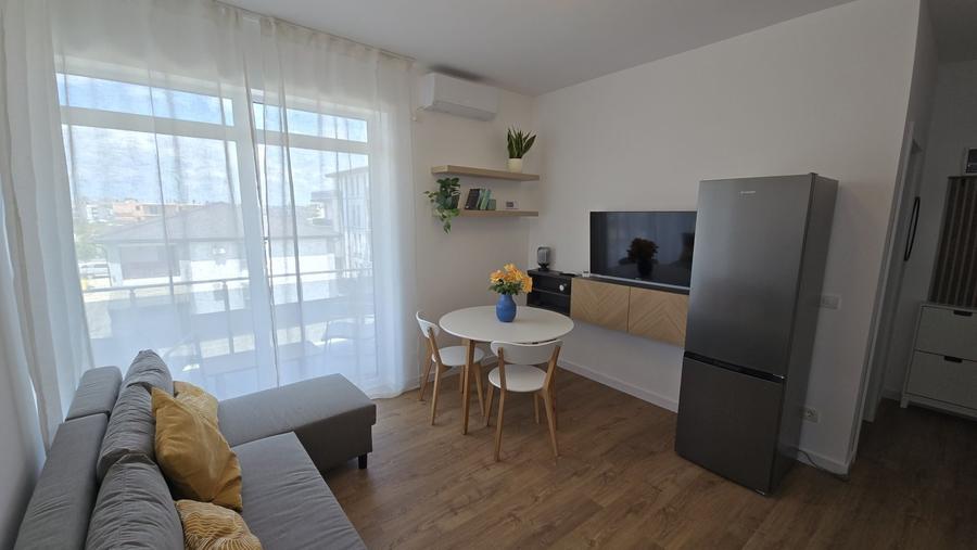 Apartament cu 2 camere semidecomandat în Rudicica