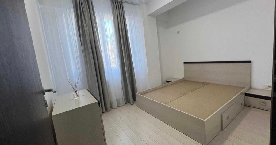 Apartament cu 2 camere semidecomandat în Militari