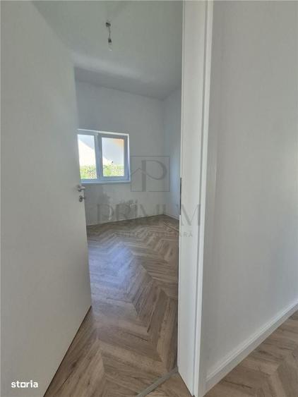 Duplex Despartit Prin Dressing - Parter - La Cheie - 8
