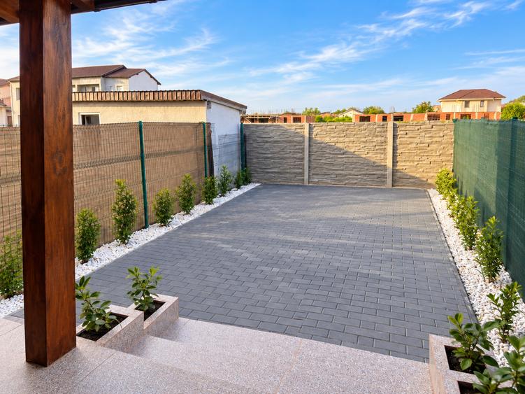 Casă cu 3 camere cu Canalizare în Calea Urseni