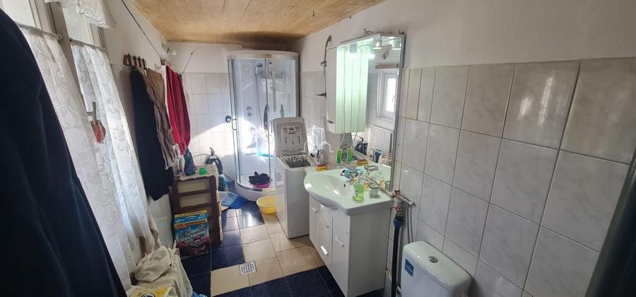 Casă individuală cu 2 camere cu Canalizare în Ultracentral