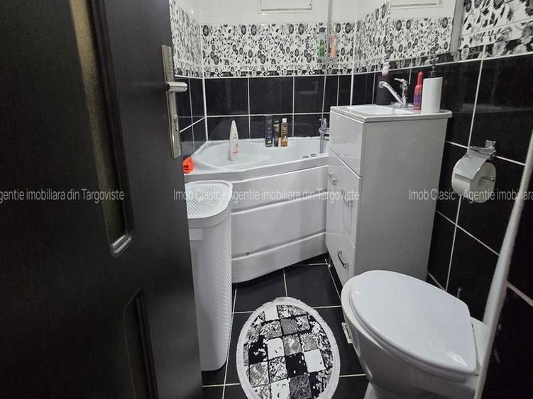 ETAJ 1,Micro  3 Târgoviște,  vânzare apartament 3camere - 5
