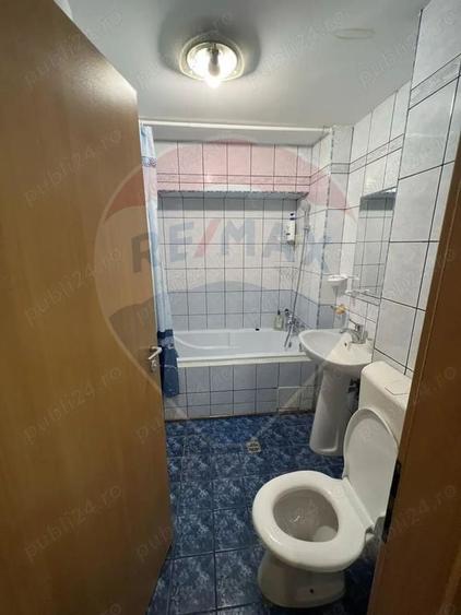 Apartament cu 3 camere decomandat, mobilat în Unirii