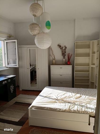 Apartament cu 3 camere decomandat în Ștefan cel Mare