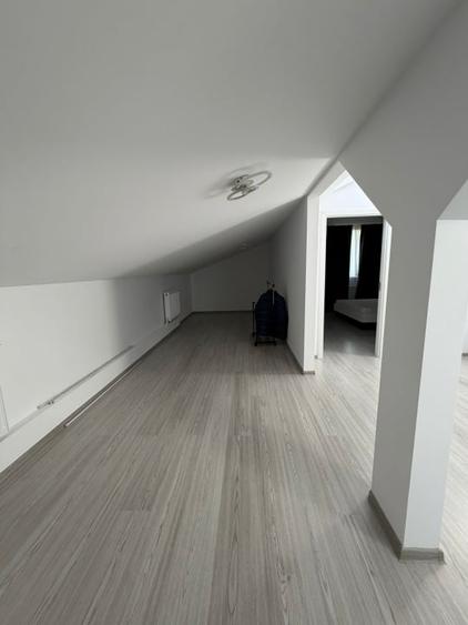 Duplex cu 6 camere cu Canalizare în Bragadiru