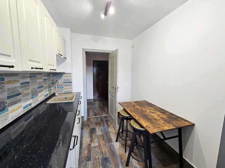 Apartament cu 2 camere decomandat în Câmpia Libertății