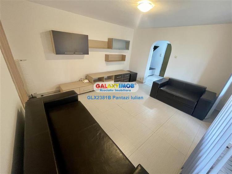 Apartament cu 3 camere semidecomandat, mobilat în Dristor