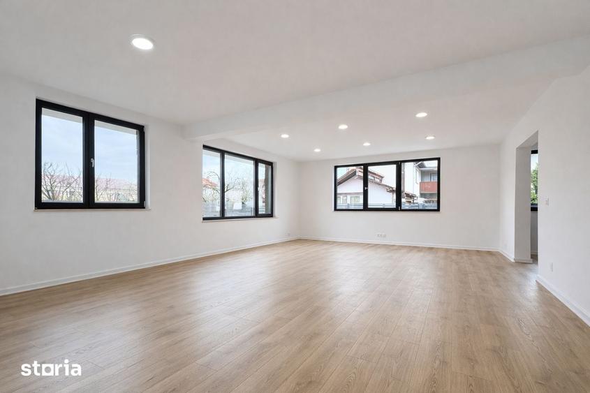 Casă cu 6 camere cu Teren 300 Mp în Gheorgheni