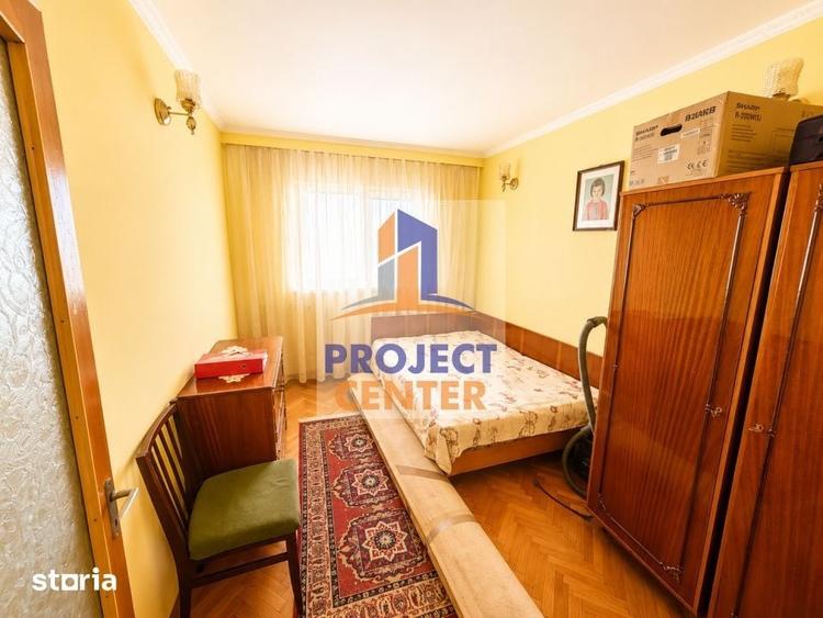 Apartament cu 4 camere decomandat, mobilat în Găvana