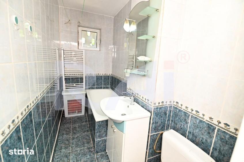 Apartament cu 2 camere semidecomandat în Craiovița Nouă