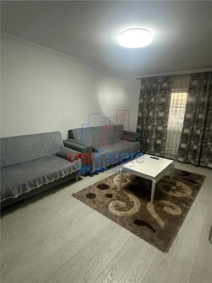 Apartament cu 3 camere decomandat în Filiași