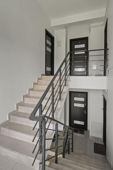 Apartament cu 3 camere decomandat, mobilat în Otopeni