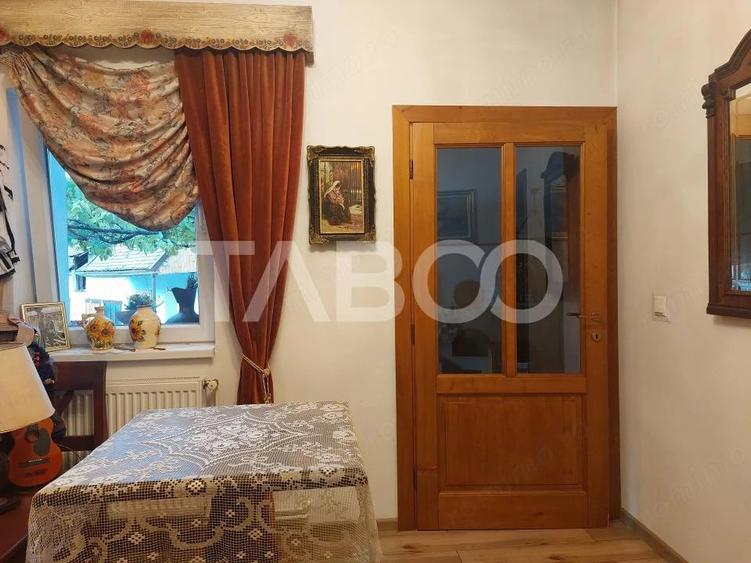 Casă cu Teren 50 Mp în Sadu
