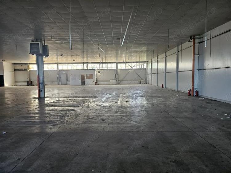 Spațiu comercial, de 1,400 mp, în Ghiroda