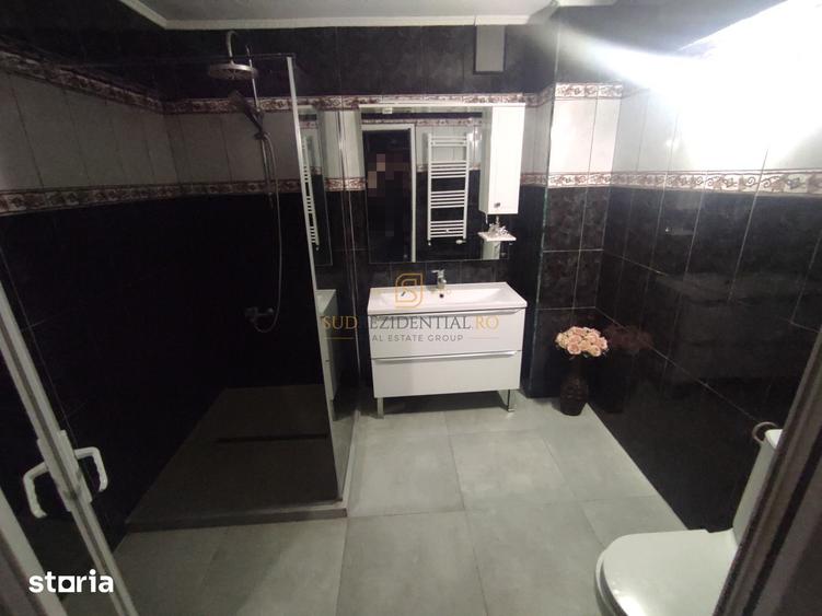 Casă cu 6 camere cu Teren 450 Mp în Dristor