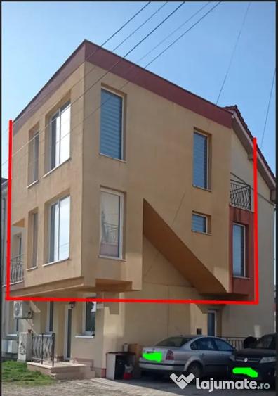 Apartament cu 4 camere decomandat în Sânmartin