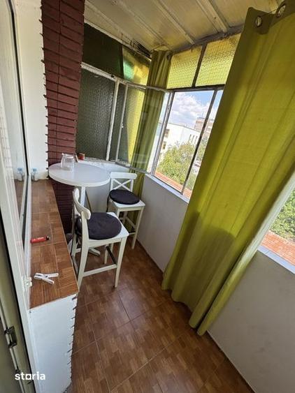 Apartament cu 3 camere decomandat, mobilat în Complex Studențesc