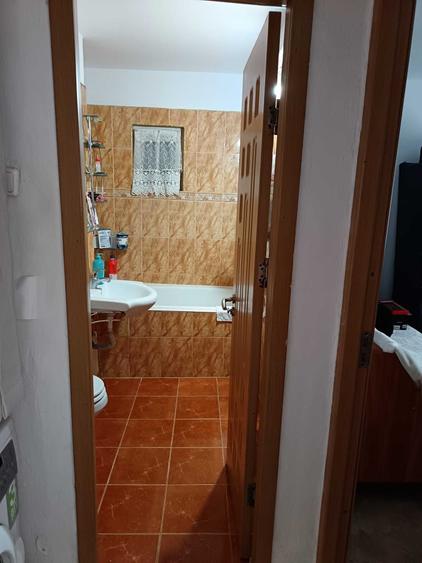 Apartament cu 4 camere decomandat în Unirii Centru