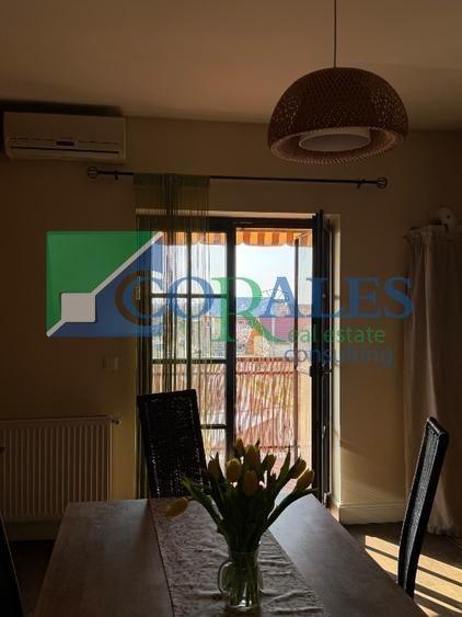 Apartament cu 3 camere decomandat, mobilat în Ronaț