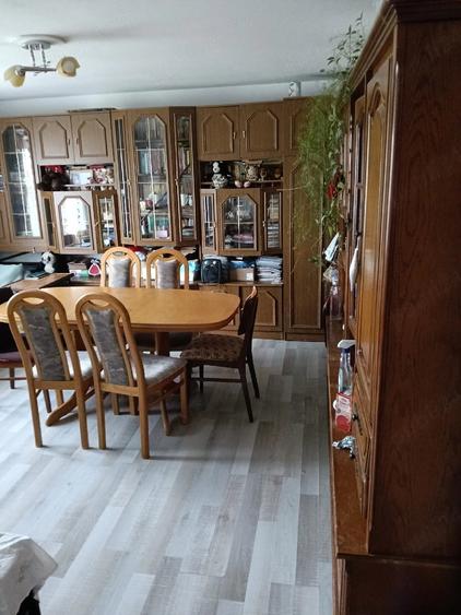 Casă cu 8 camere cu Teren 420 Mp în Central