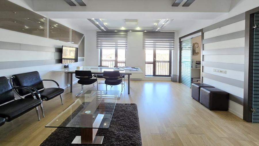 Apartament cu 2 camere decomandat în Aviației
